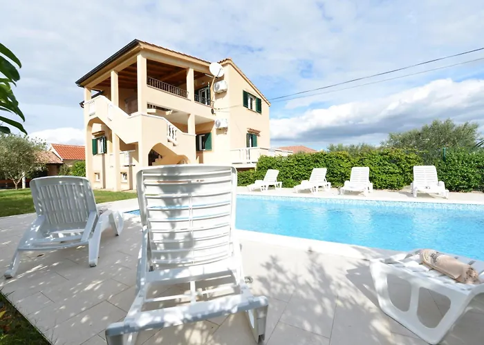 Zvizda Вилла Задар